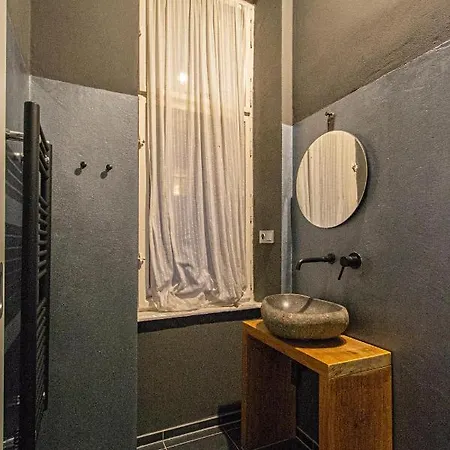 Apartament 4 Bedrooms 130m2 At The Main Square Praga